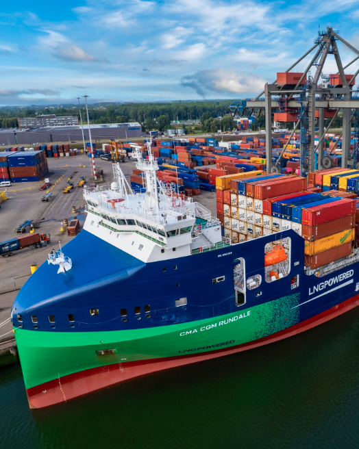 Bow Wind Shield and integrated superstructure on CMA CGM RUNDALE